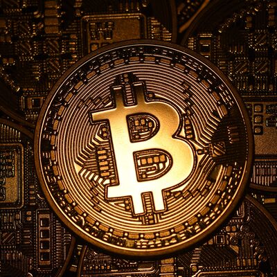 Bitcoin çıkış arayışında