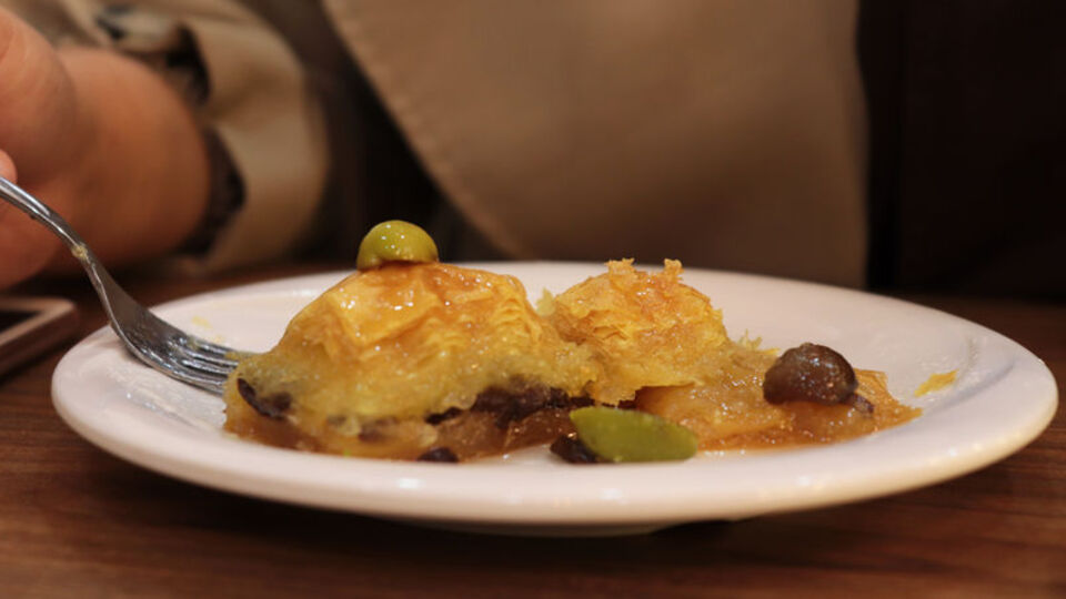 Antalya'da 'zehirli baklava' davası! Damat ve 2 arkadaşı için...