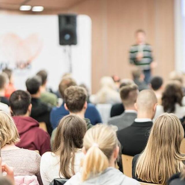 Üniversiteler yüz yüze eğitime geçecek mi?