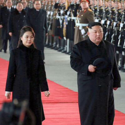 Kuzey Kore liderinin eşi ponpon kız çıktı