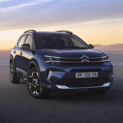 C5 Aircross'a yeni yıl makyajı!