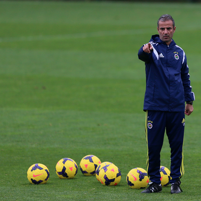 Fenerbahçe'de yeni teknik direktör açıklandı