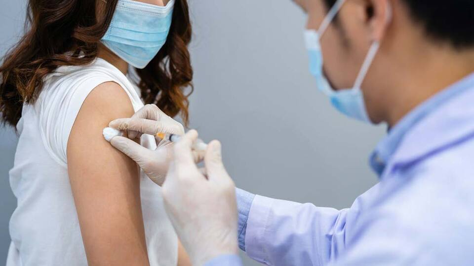 Koronavirüs 3. doz aşı zorunlu mu