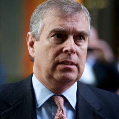 Prens Andrew’un talebine ret