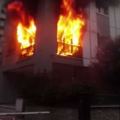 Kadıköy'deki yangında 1 kişi can verdi