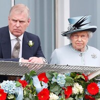 Prens Andrew hapis yatabilir mi?