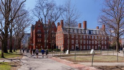 ABD'de üniversite kayıtlarında 465 binden fazla düşüş