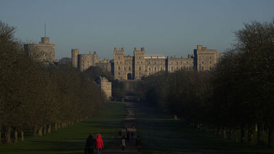 Prens Andrew'un unvanları geri alındı