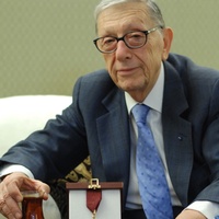 Bensiyon Pinto yaşamını yitirdi