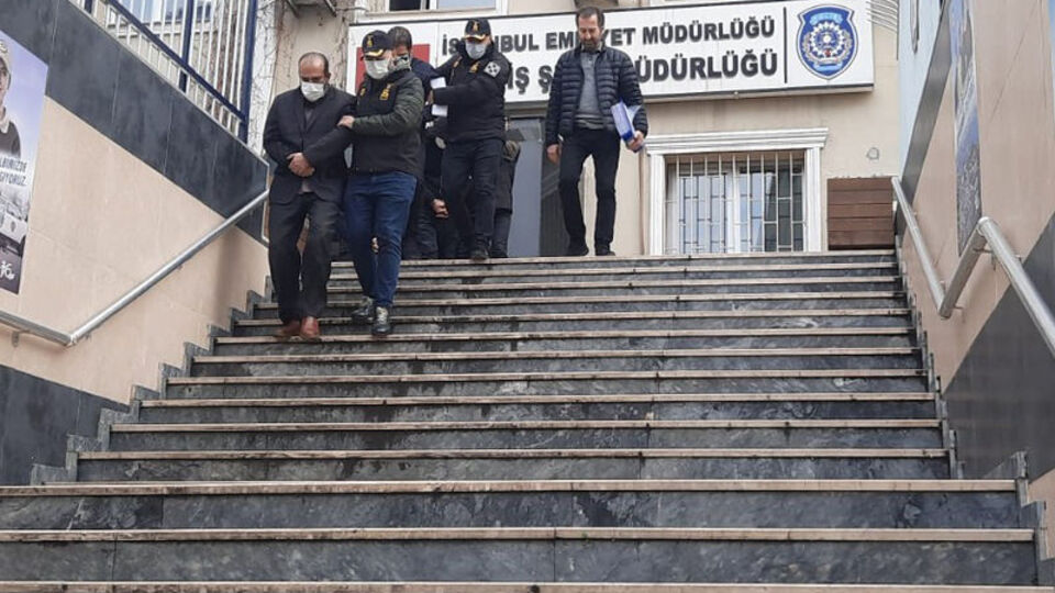 Şoke eden dolandırıcılık! Yabancı uyruklu sahte polis çetesi!