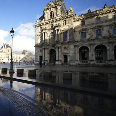İşi sıkıcı olduğu için dava açtı: 45 bin dolar kazandı!