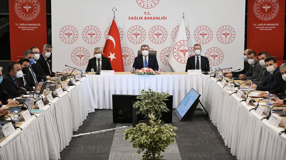 Bakan Koca: Hastaneye yatan sayısında artış gözleniyor