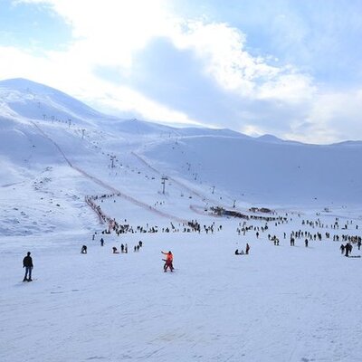 15 günde 20 bin kişiyi ağırladı! İşte Doğu'nun kayak merkezi
