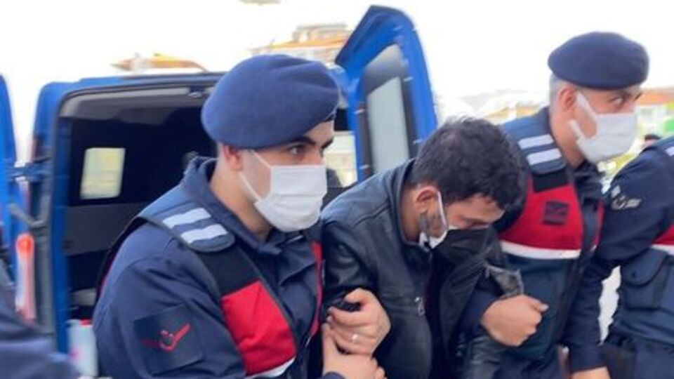 İki kardeşe dehşeti yaşattılar! Çaldıkları telefon yakalattı!