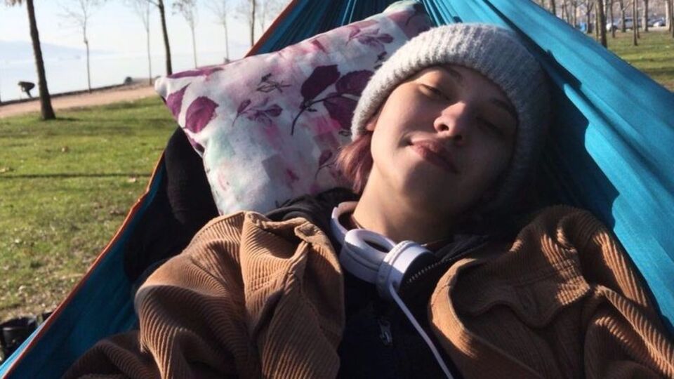 Sedefnur'un düşüşünde müthiş ayrıntı!