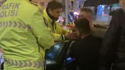 Yayaya çarpıp "Kralı gelsin" dedi