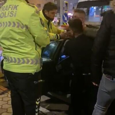 Yayaya çarpıp "Kralı gelsin" dedi