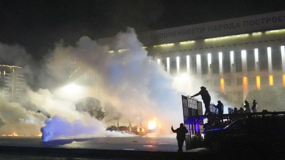 Kazakistan'daki olaylarda 225 kişi hayatını kaybetti