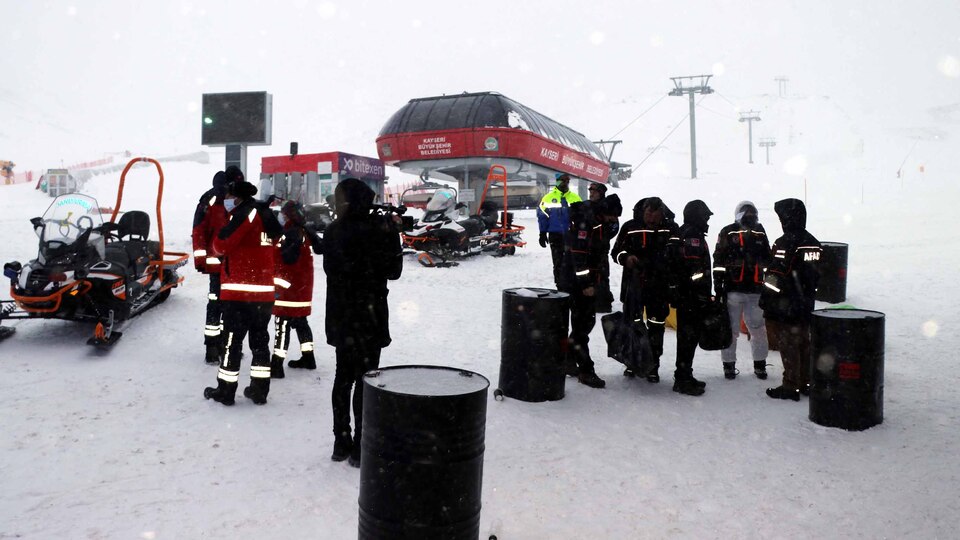Erciyes'te çığ düştü! Kanadalı kayakçı hayatını kaybetti