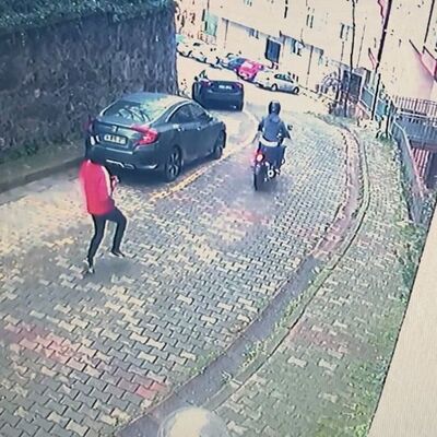 Hamile ve bebekli kadına dehşeti yaşattılar