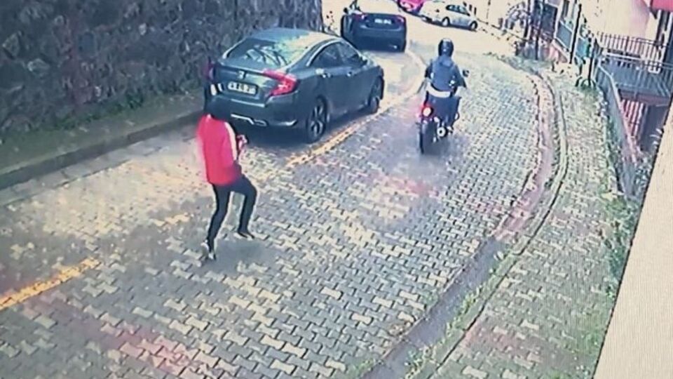 Hamile ve bebekli kadına dehşeti yaşattılar