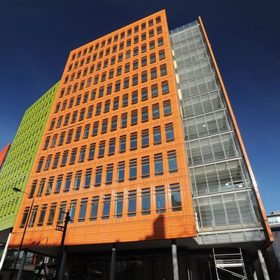 1 milyar dolara satın alıyor