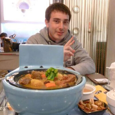 Sunumun böylesi pes dedirtti... 'Elinden' yedi