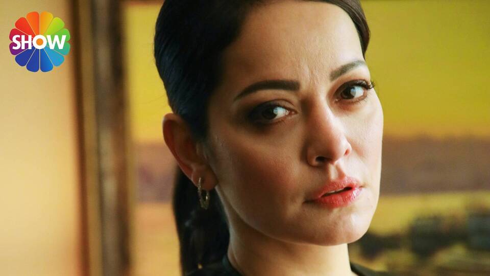 Sezin Akbaşoğulları 'Üç Kuruş'ta!