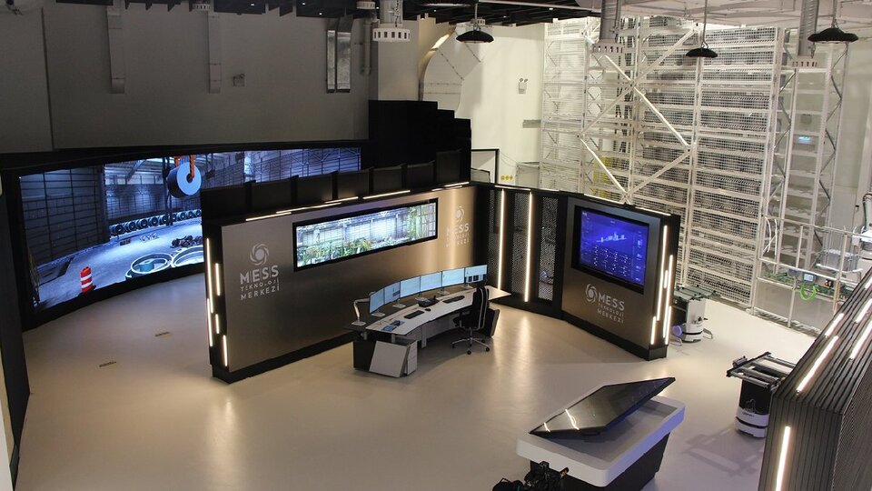 MEXT yurt dışına Azerbaycan'dan adım attı