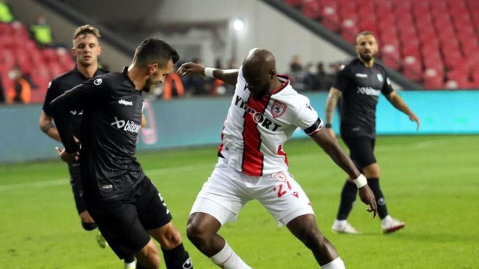 Diomande'nin sözleşmesi donduruldu