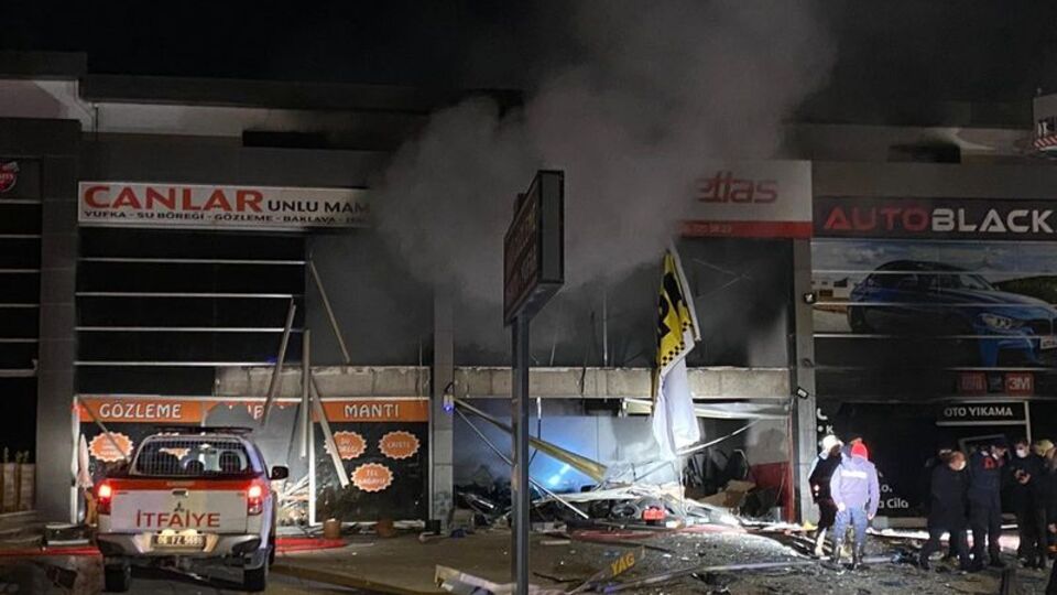 Ankara'da dükkânları küle çeviren patlama