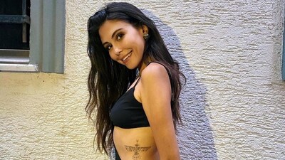 Dilara Aksüyek kimdir?