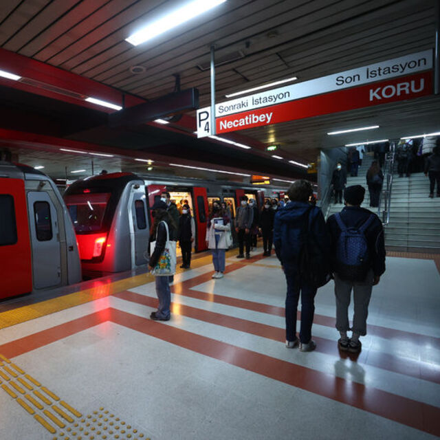 Ankara Metrosu'nda klasik müzik sesleri