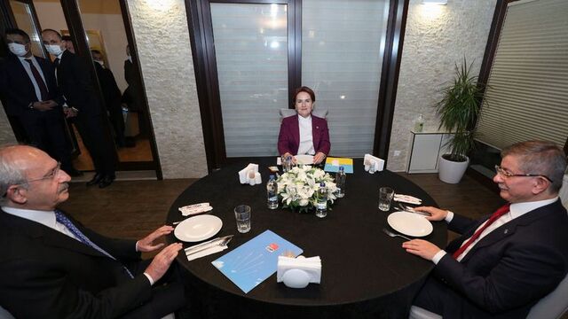 Kılıçdaroğlu, Akşener ve Davutoğlu buluştu
