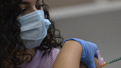 Bulaşıcılığı çok yüksek! Aşılı dahi olsak...