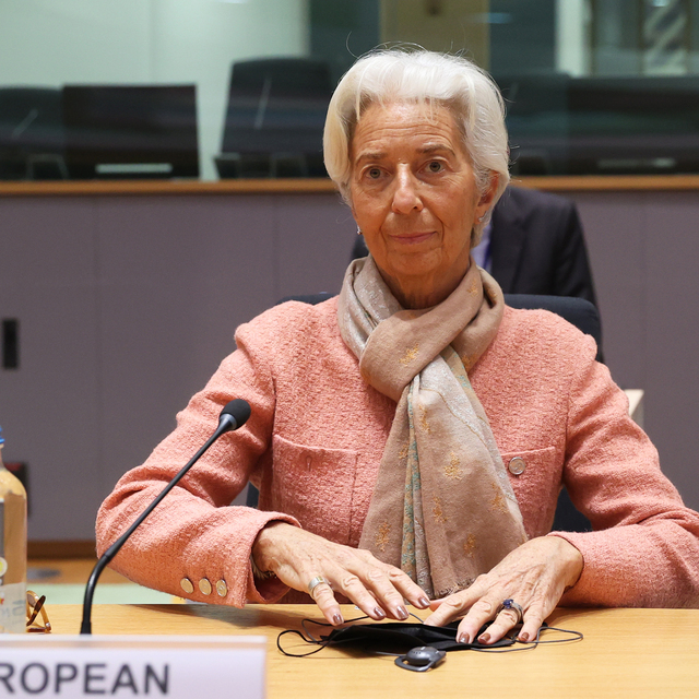 Lagarde: Enflasyon kademeli olarak düşecek
