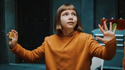 Geri dönüşümlü dekorlarla çekiliyor