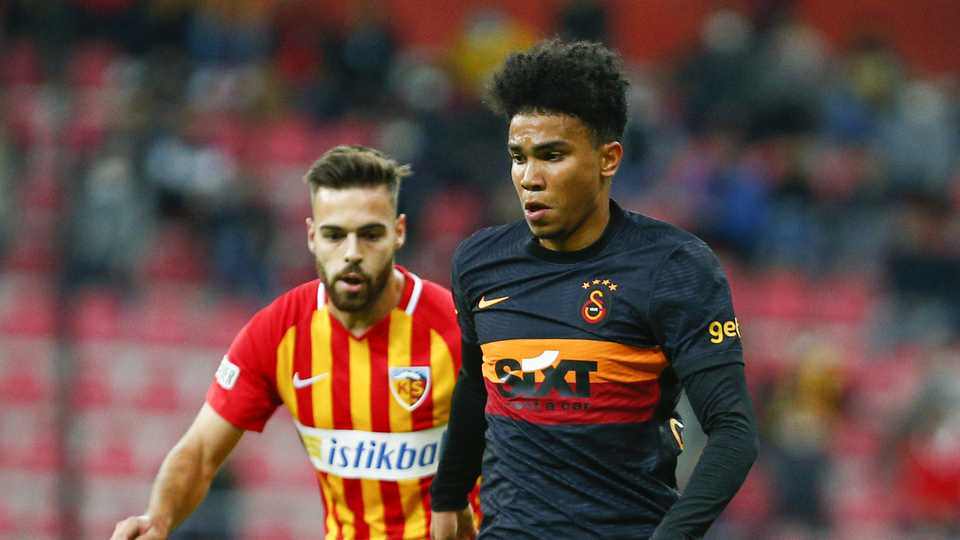 Galatasaray'da ayrılık! Feshedildi