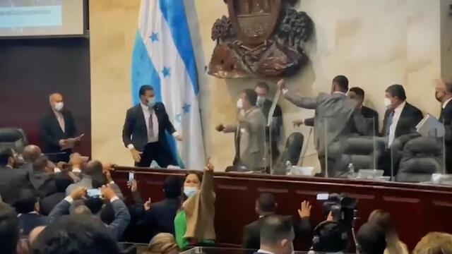 Honduras Kongresi'nde arbede