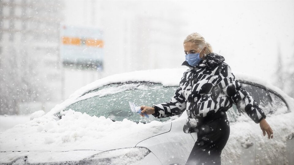Meteoroloji'den uyarı üzerine uyarı! Her yerde kar var!