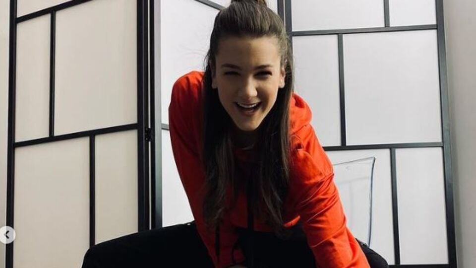 Survivor Nisa kimdir?