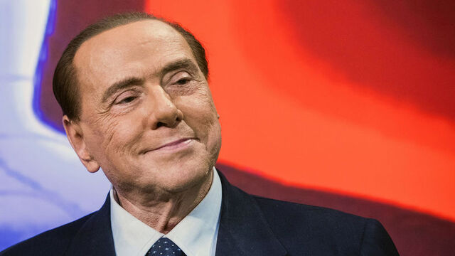 85 yaşındaki Berlusconi hastanede