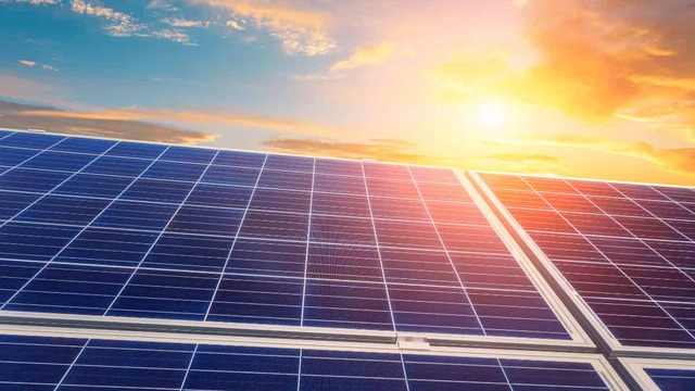 Güneşte kurulu güçte 40 gigavat hedefi