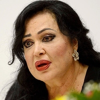 Ağlama krizine girdi