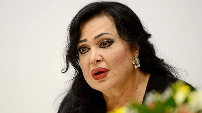 Ağlama krizine girdi