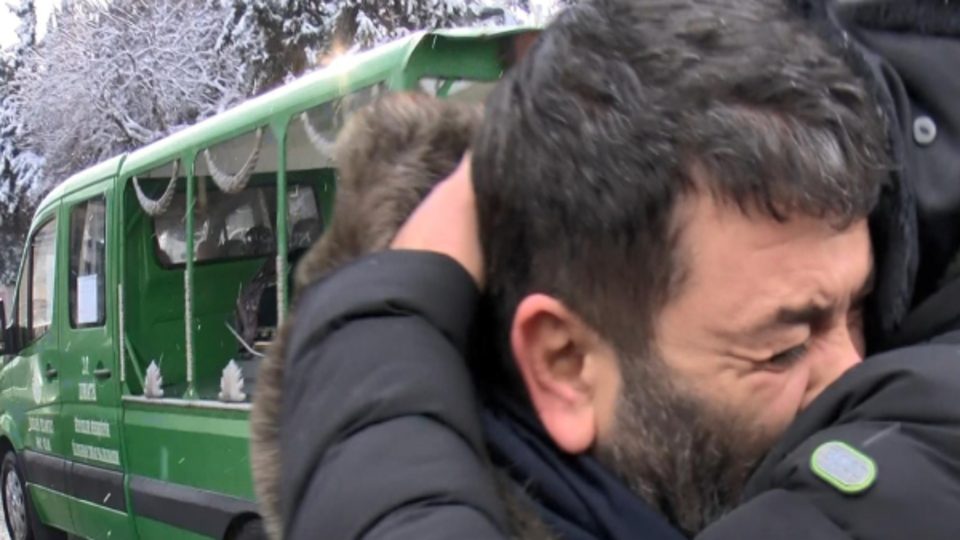 Bülent Şakrak'ın anne acısı!