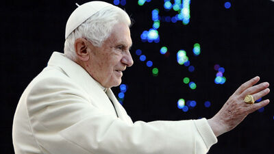 Eski Papa 16. Benedict'ten itiraf