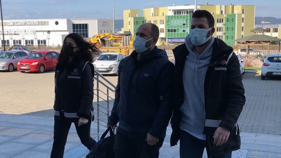 FETÖ'nün Bursa üst düzey temsilcisi yakalandı