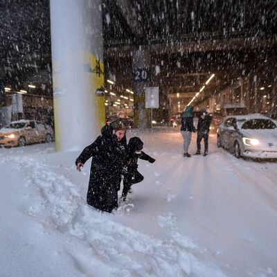İstanbul'da kar 1 metreye yaklaştı!