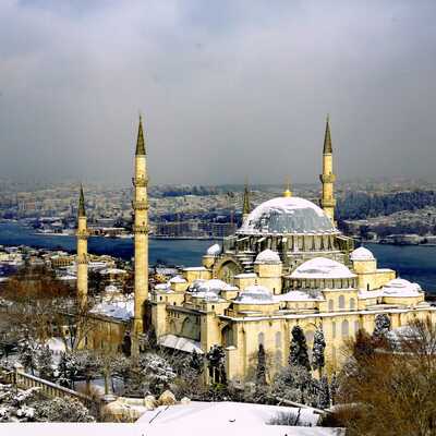 Karlar altında İstanbul